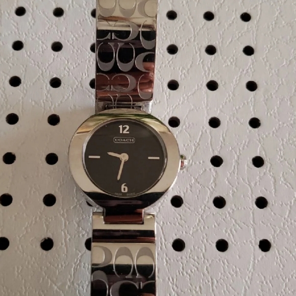 Coach watch - Picture 5 of 5